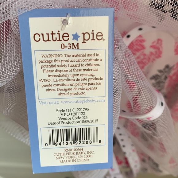 Baby girls onesie & pjs - Picture 4 of 4